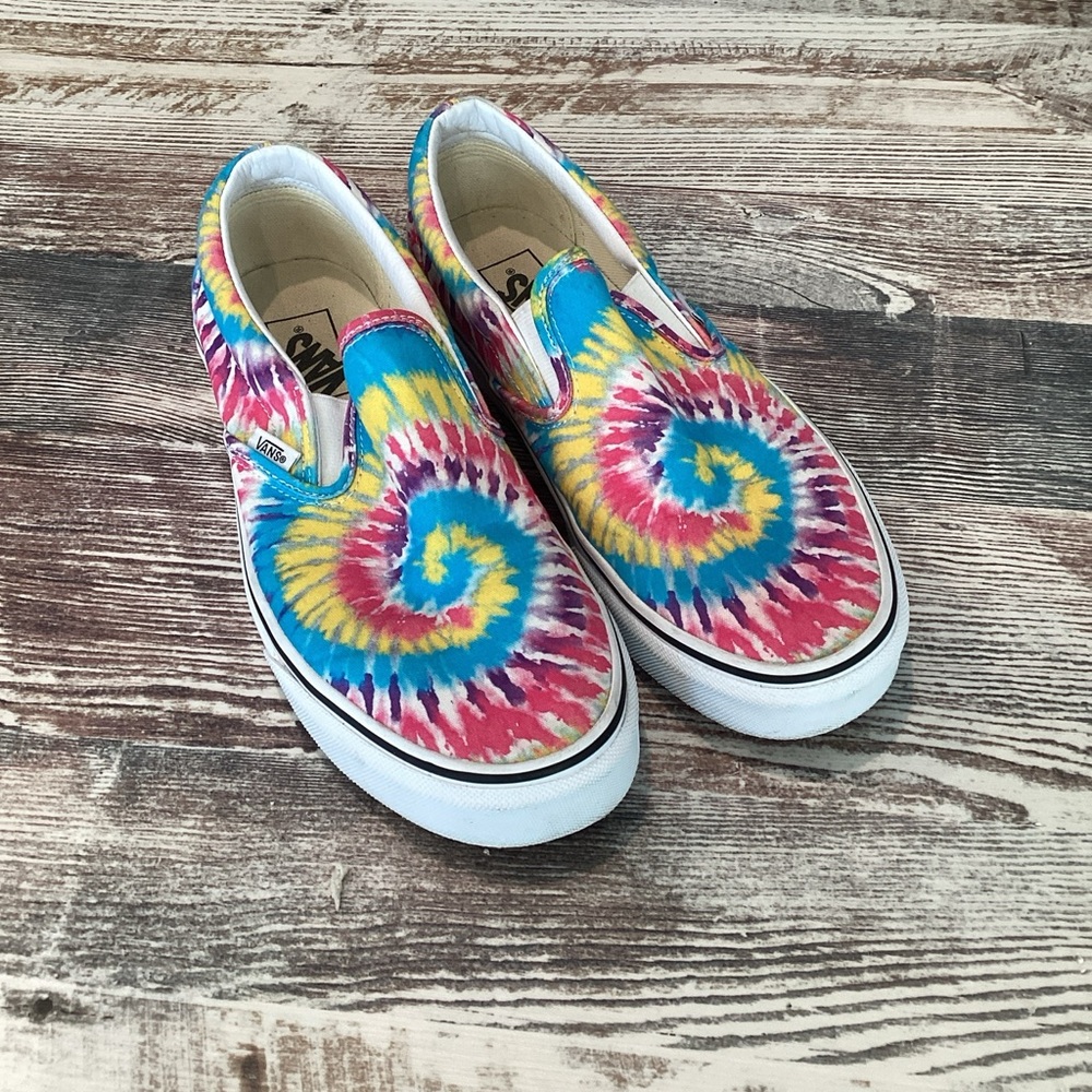 Vans Tie Dye Rainbow Spiral slip on sneakers M8.5/W10